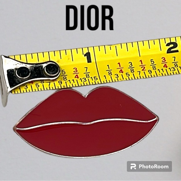 DIOR RED LIP BROOCH PIN - Picture 5 of 7